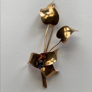 10K by Jordan Gold Floral bouquet Brooch with Blue blue Gemstone rhinestone